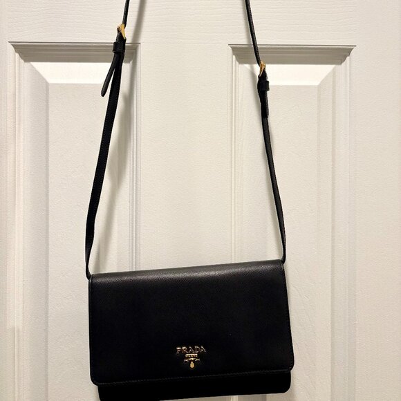 New Prada Saffiano Leather Business Card Wallet With Strap (Certified Authentic) - Picture 8 of 13